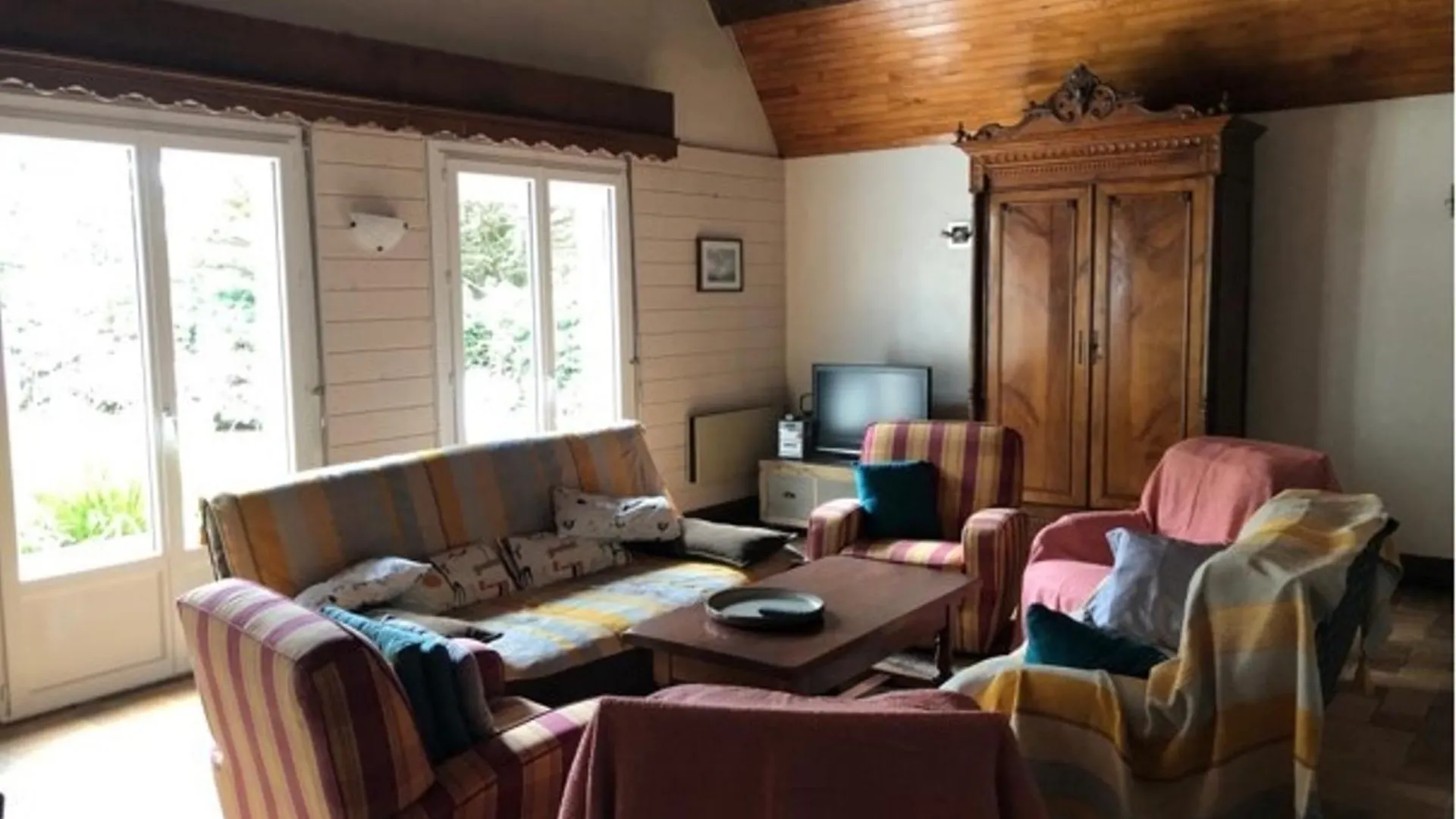 Maison Pieds Dans L'Eau Avec Grand Jardin, 3 Chambres, Animaux Acceptes - Fr-1-397-21 Locoal